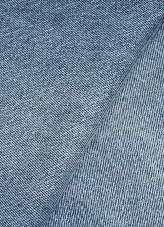 Прямые джинсы с высокой посадкой