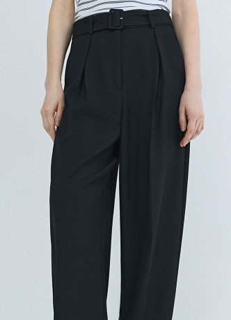 Зауженные брюки с поясом