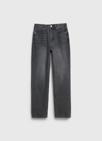 Прямые джинсы с высокой посадкой