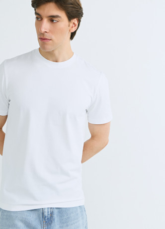 Базовая футболка