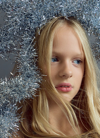 Платье на бретелях с бантами для девочек