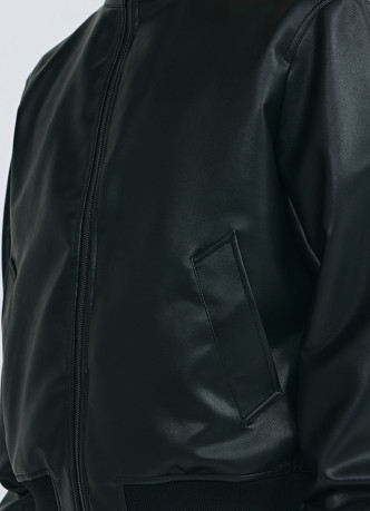 Бомбер из искусственной кожи
