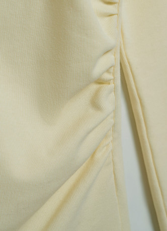 Лонгслив с вырезом лодочкой