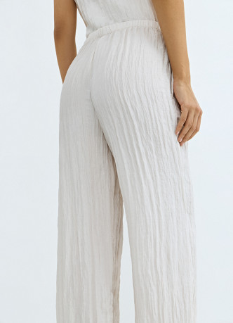 Жатые прямые брюки с эласничным поясом