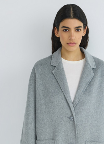 Легкое пальто