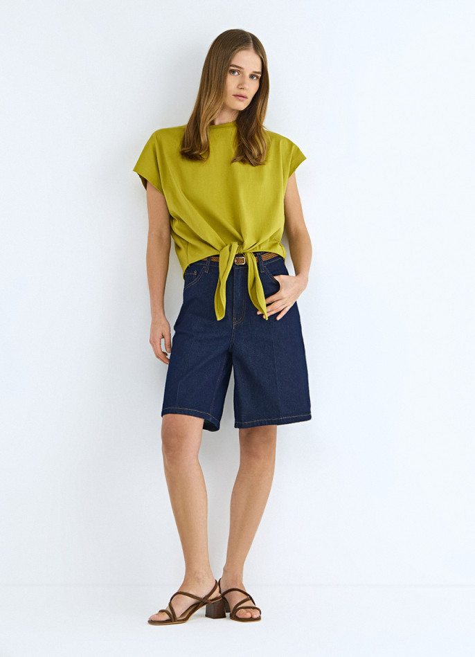 Футболка с завязками