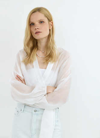 Блузка из лиоцелла с запахом