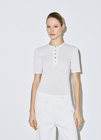 Футболка с вырезом "Хенли"