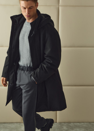 Удлинённая куртка с капюшоном