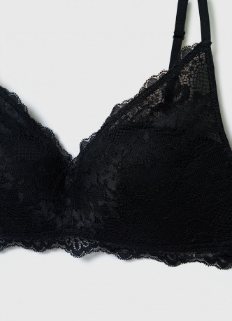 Бюстгальтер из кружева