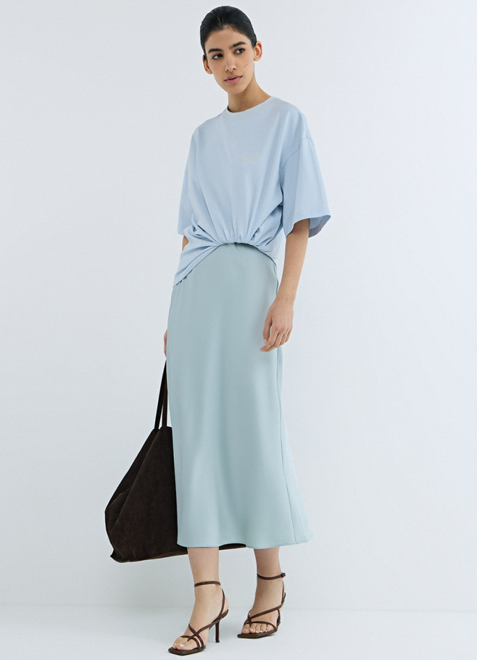 Сатиновая юбка миди А-силуэта