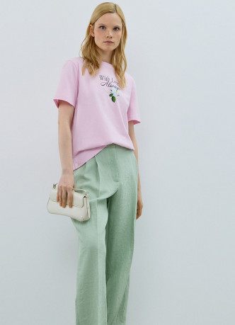 Футболка с цветочным принтом