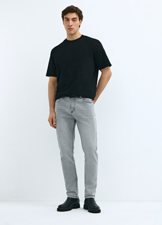 Зауженные джинсы Slim