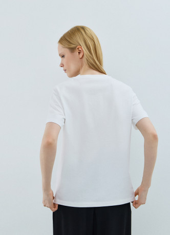 Футболка с цветочным принтом