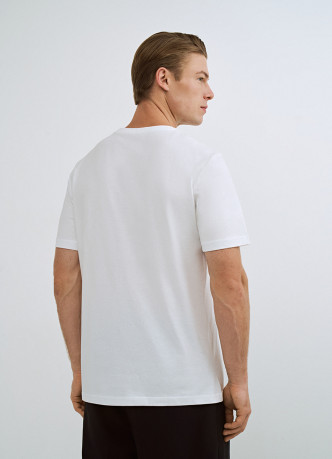 Базовая футболка