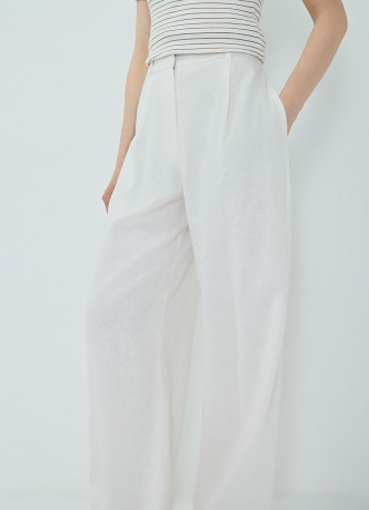 Широкие брюки изо льна