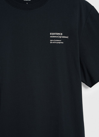 Футболка с принтом