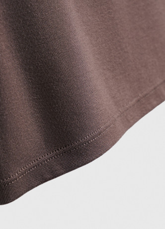 Приталенная футболка в рубчик