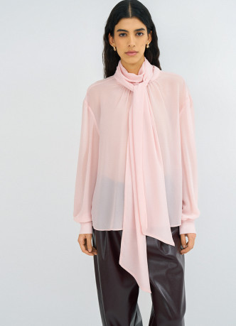 Блузка из шифона с шарфом