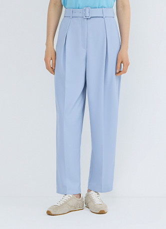 Зауженные брюки с поясом