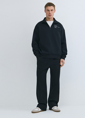 Толстовка с воротником-стойкой на молнии