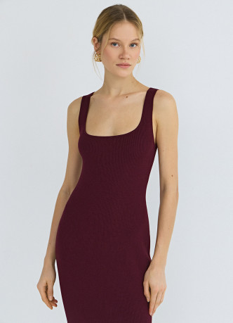 Платье в рубчик