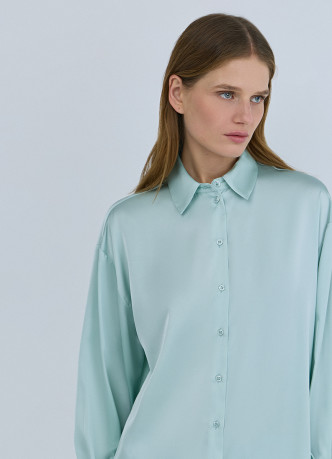 Блузка из сатина