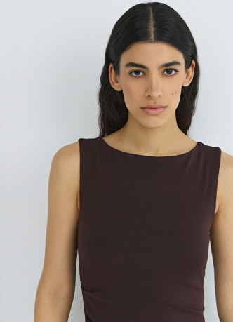 Асимметричный топ без рукавов