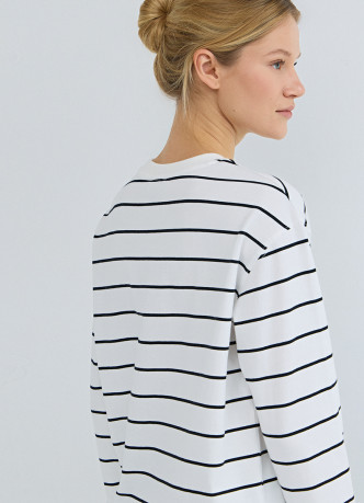 Лонгслив в полоску
