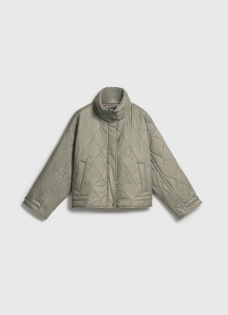 Стёганая утеплённая куртка с воротником-стойкой