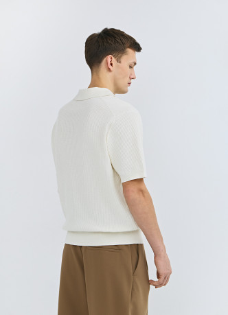 Поло из текстурной ткани