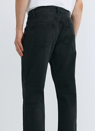 Зауженные джинсы Tapered