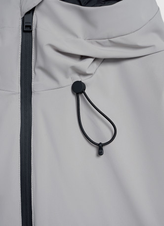 Утеплённая куртка с капюшоном