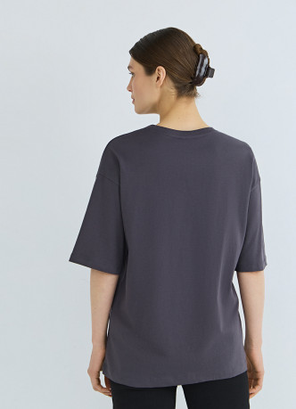 Футболка с флоковым принтом