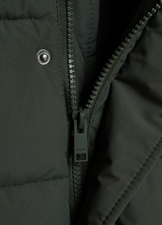 Утеплённый стёганый жилет