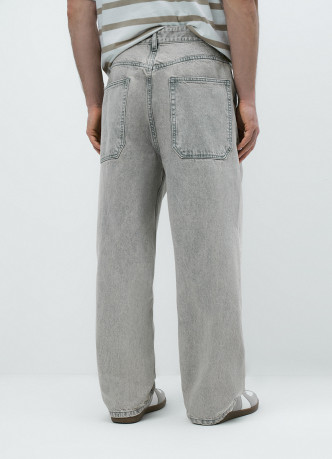 Джинсы Baggy