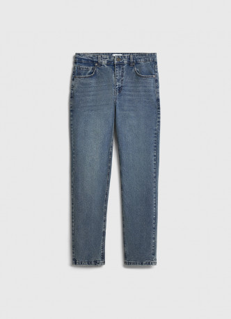 Зауженные джинсы