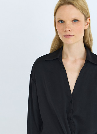 Блузка с узлом