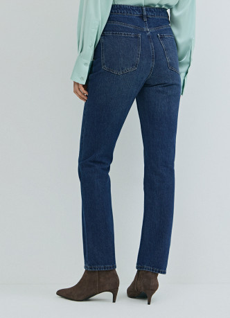 Прямые джинсы с высокой посадкой