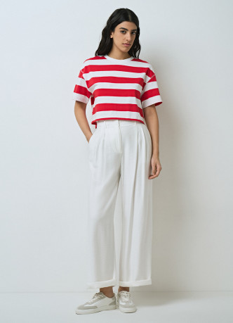 Укороченная футболка