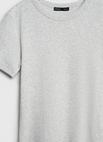 Футболка в рубчик