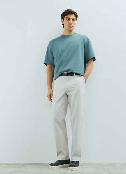 Чиносы из микротвила, Белый