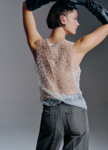 Топ из сетки с искусственным жемчугом Белый 3599₽