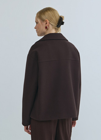 Короткое двубортное пальто