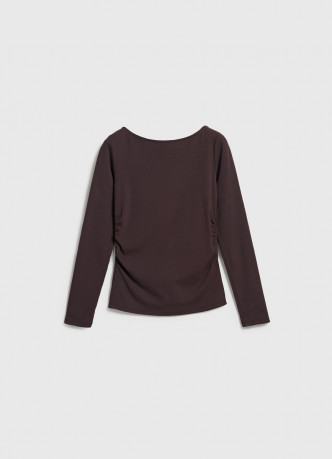 Лонгслив с вырезом лодочкой