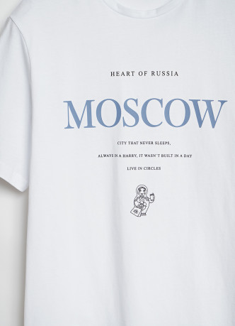 Футболка с принтом «Москва»