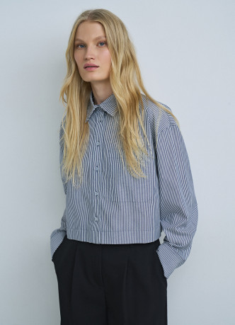 Укороченная хлопковая блузка