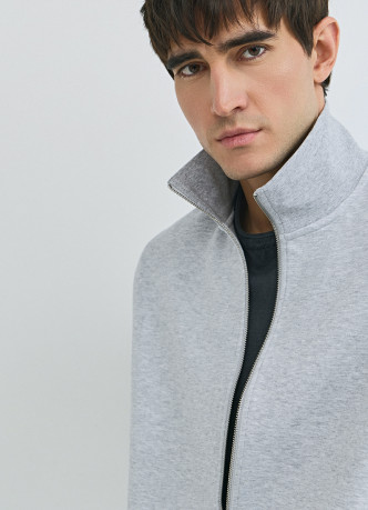 Куртка с воротником-стойкой