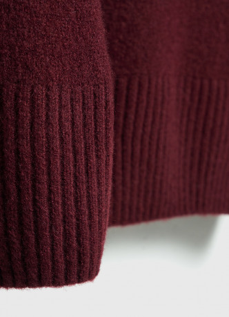 Джемпер из мягкой пряжи с шерстью