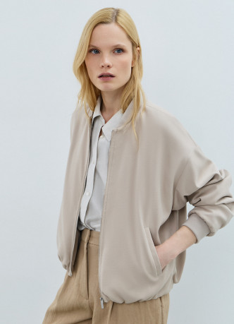 Бомбер на молнии